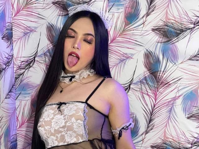 PrettyHugeCockTs - Live porn &amp; sex cam - 18609934