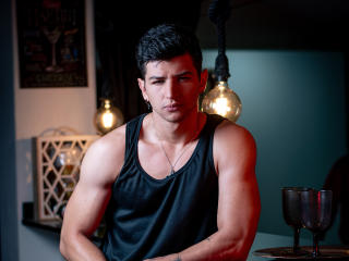 ZackCooper - Live porn &amp; sex cam - 18615934