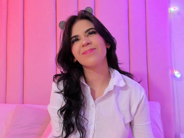 KeriAnn - Live sex cam - 18616006