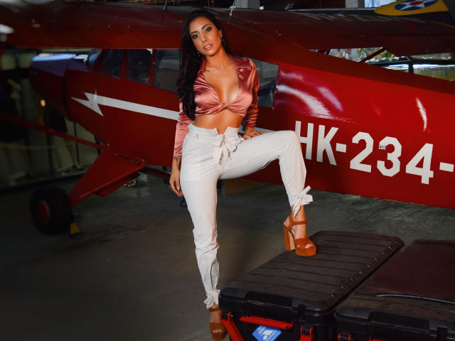 PammelaxReeyes - Live porn &amp; sex cam - 18618858