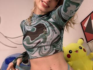 LoraDolly - Live porn &amp; sex cam - 18624386