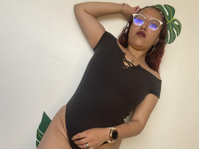 EllyNova - Live porn &amp; sex cam - 18629786