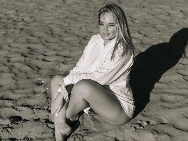 MariaNeuriman - Live porn &amp; sex cam - 18635866