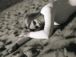 MariaNeuriman - сексуальная веб-камера в реальном времени - 18635966