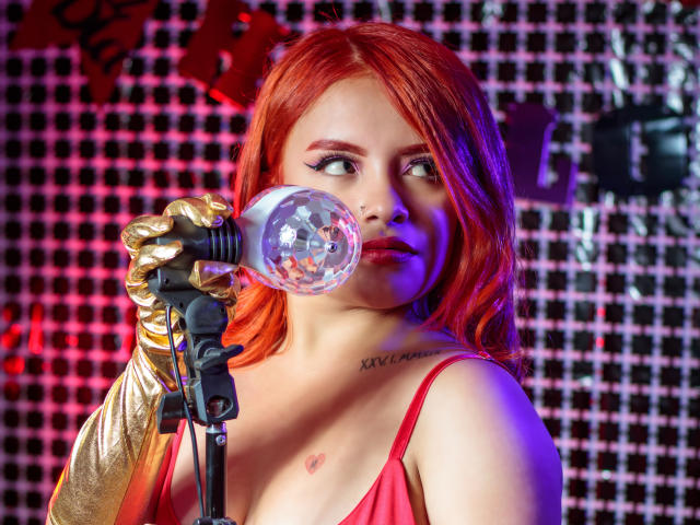 EmilyCortez - Élő pornó és szexkamera - 18636942