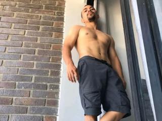 CamiloAndreus - Live porn &amp; sex cam - 18640742