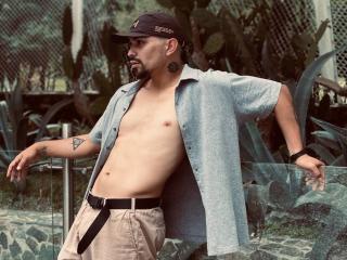 CamiloAndreus - Live porn &amp; sex cam - 18640870