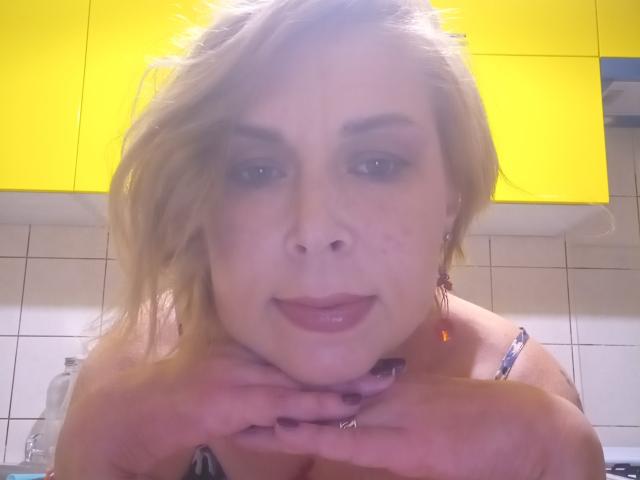 BlondaUa - Sexe cam en vivo - 18644938
