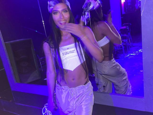 SweetKhloeTs - Live porn &amp; sex cam - 18645646