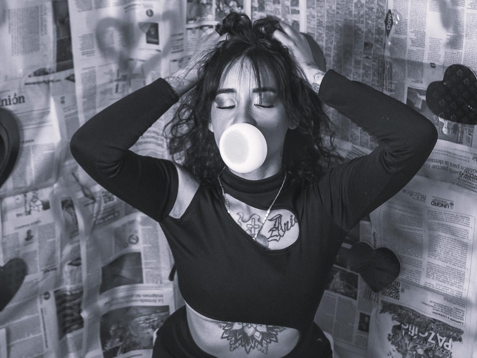 KimDiamonds - Live sex cam - 18657154