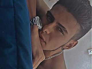 KevinMiller - Live porn &amp; sex cam - 18663774