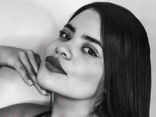 MiaAndHarper - Live sex cam - 18667170