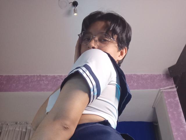 EmmaParfois - Live porn &amp; sex cam - 18667294