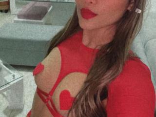 AndreaBlunt - Sexe cam en vivo - 18667990