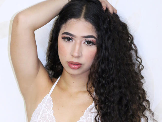 GeorgiaLezcano - Live porn &amp; sex cam - 18673118