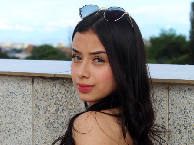 AntonellaaRossy - Sexe cam en vivo - 18677274