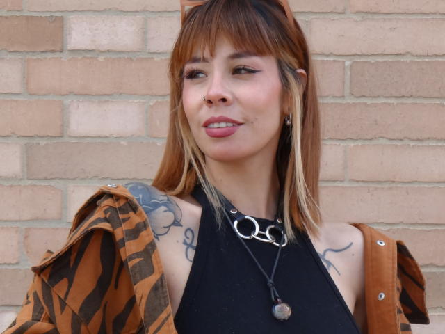 NicolleR - Live porno og sexkamera - 18682770