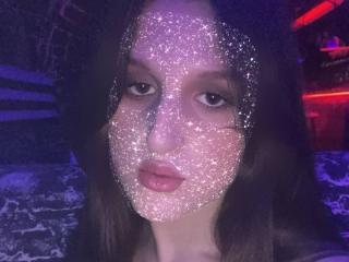 EvieSpring - Live porn &amp; sex cam - 18684854