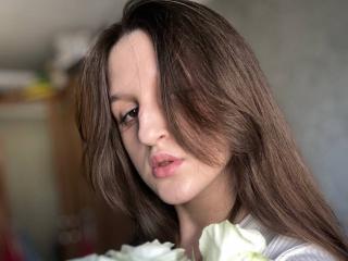 EvieSpring - Live porn &amp; sex cam - 18684858