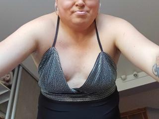 CelesteCoquine - Live porn &amp; sex cam - 18686178