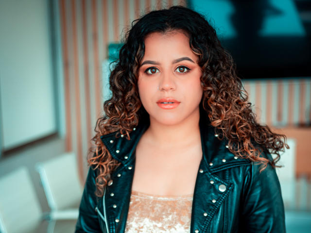 AliceMorgans - Live sexe cam - 18687758