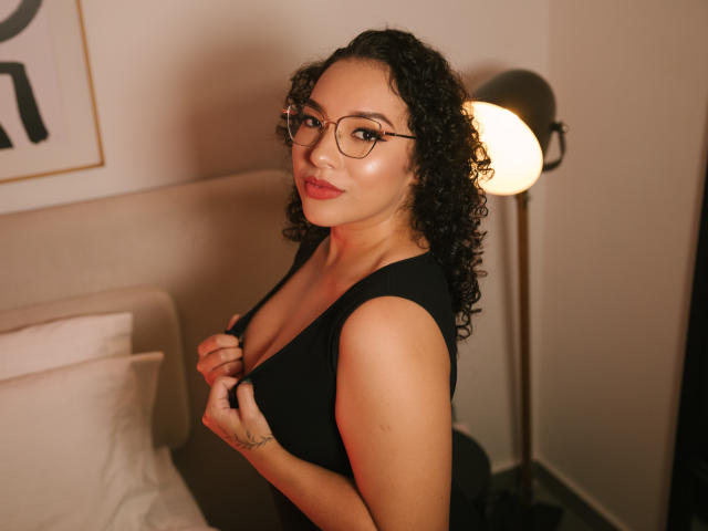 DakotaMorel - сексуальная веб-камера в реальном времени - 18693662