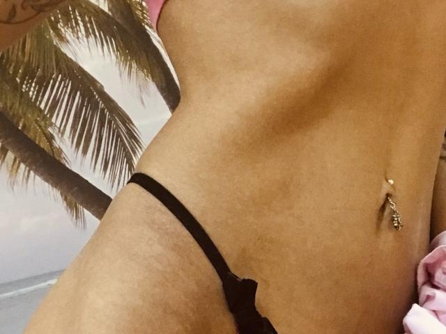 Julaiya - Live porn &amp; sex cam - 18696266