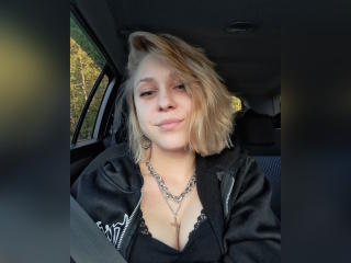 YaniksX - Live porn &amp; sex cam - 18698050