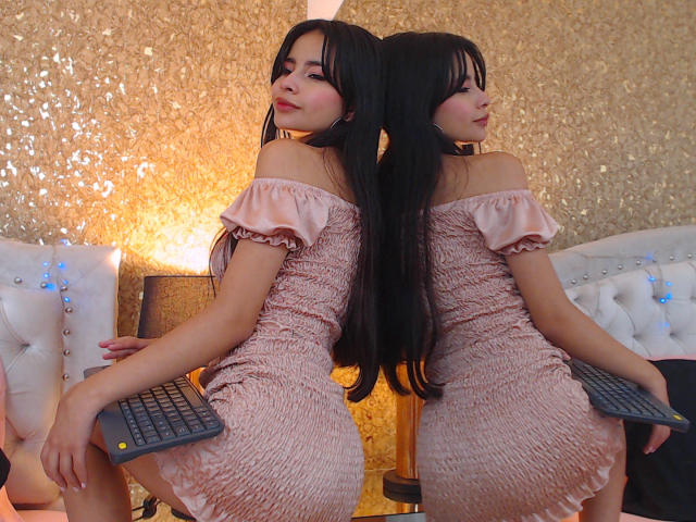 CharlottThomas - Live porn &amp; sex cam - 18698286