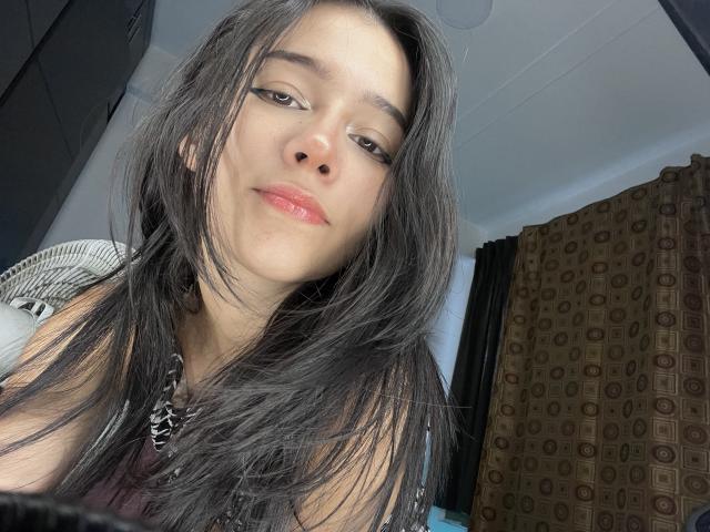 DeisyWest - Live sex cam - 18699710