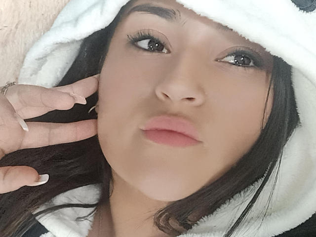 AnnabellaAddams - Live porn &amp; sex cam - 18706966