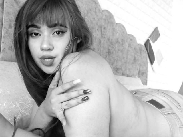 ViolettaVargas - Live sex cam - 18713530