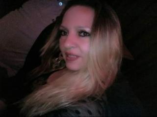 CharllotteGrey - Camera khiêu dâm &amp; quyến rũ trực tiếp - 18717582