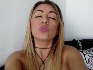 LuliLatinKiss - Live porn &amp; sex cam - 18720346