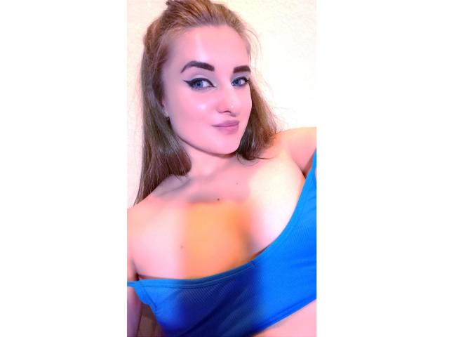 KariMillie - 라이브 포르노 &amp; 섹스 캠 - 18723930