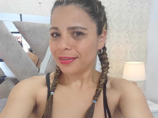 KarolJonson - Live porn &amp; sex cam - 18726134