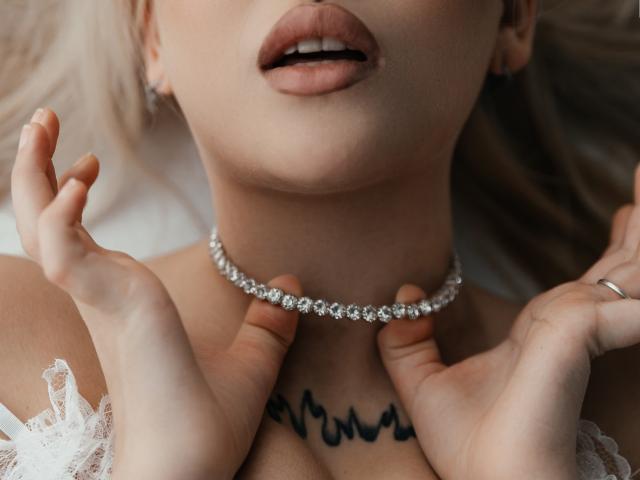 DollinaHotty - Sexe cam en vivo - 18727062