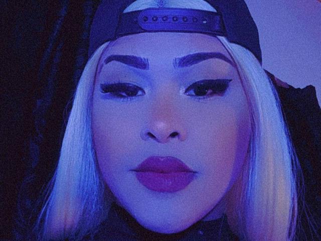 LiaDosantos - Live porn &amp; sex cam - 18729802