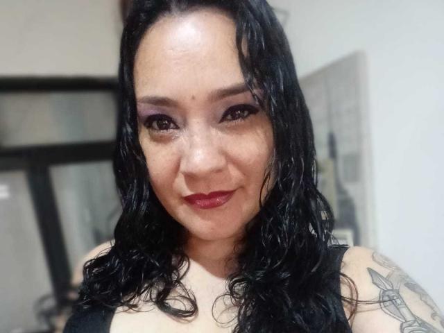 AlaiaDolly - Sexe cam en vivo - 18730106