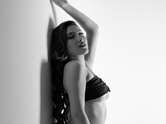 VictoriaSantningo - Live porn &amp; sex cam - 18731574