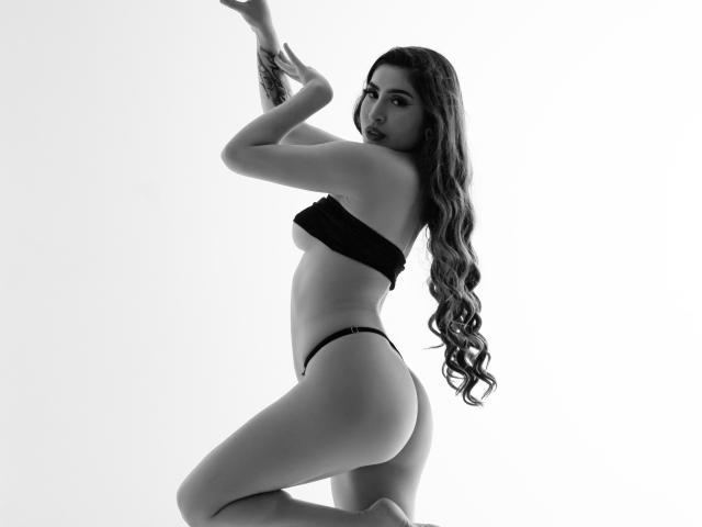 VictoriaSantningo - Live sex cam - 18731618