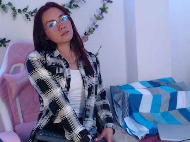 EimmyHoskX - Élő pornó és szexkamera - 18732898