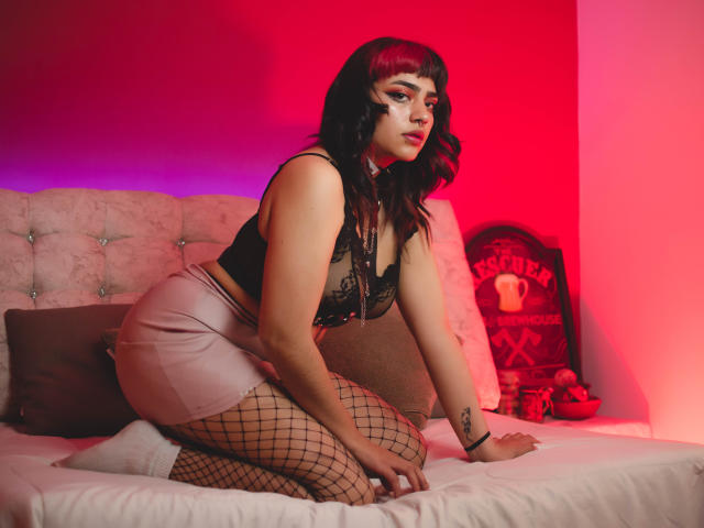 StarlightThomas - Sexe cam en vivo - 18732930