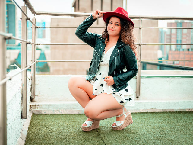 AliceMorgans - Live porn &amp; sex cam - 18733194