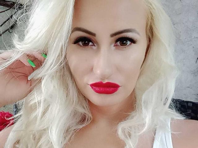 EveLynnDawn - Live porn &amp; sex cam - 18738266