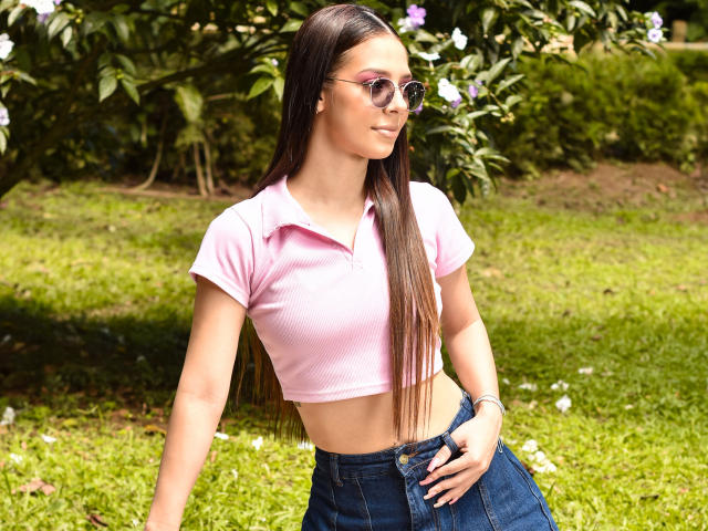 VictoriaHills - Live porn &amp; sex cam - 18744026