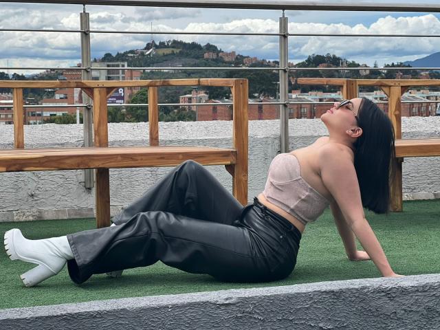 VeronicaWins - פורנו בשידור חי ומצלמת סקס - 18745774