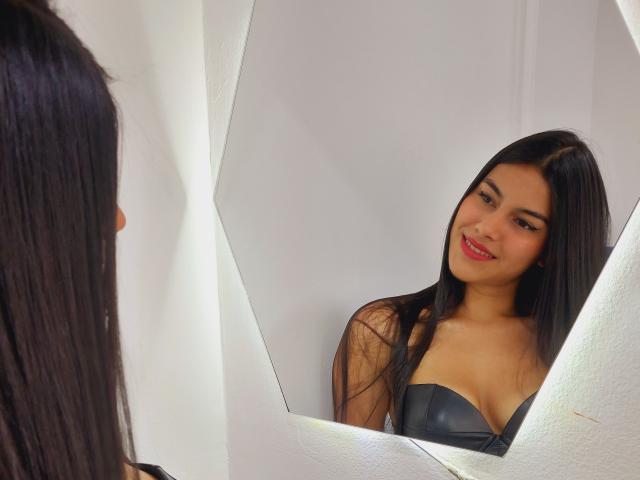 ViolettaSmithy - Live porn &amp; sex cam - 18747222