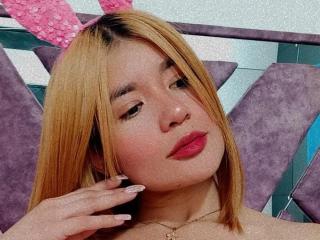 MiaCramberry - Live porn &amp; sex cam - 18747350