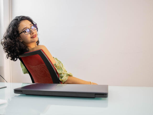 AshlyRogers - Live porn &amp; sex cam - 18748742